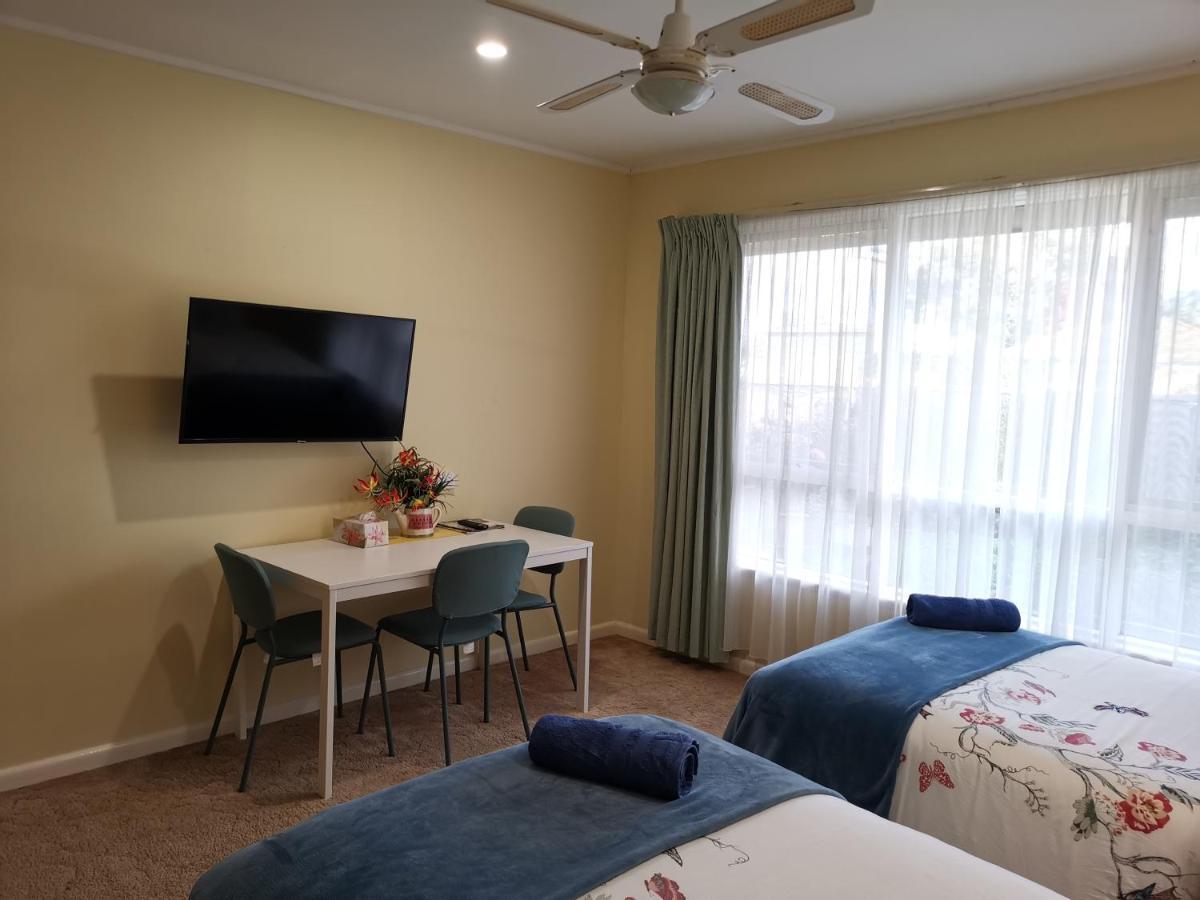 Donald Riverside Motel Extérieur photo