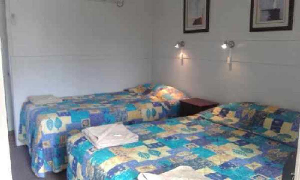 Donald Riverside Motel Extérieur photo